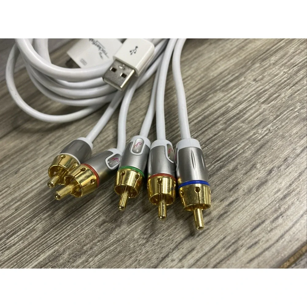 Rocketfish RF-AP300 30 Pin To Composite And USB Cable
